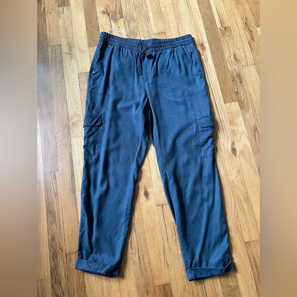 Banana Republic Grey Ankle Cargo Pants
